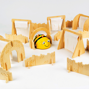 BeeBot Hinderniskurs