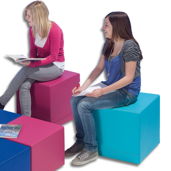 Sitzhocker CUBE